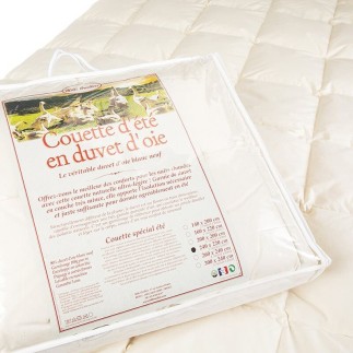 Couette été duvet d’oie – Légère, naturelle et fabriquée en France