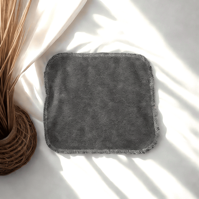 Lot de 10 lingettes bébé Bambou Charbon - Lulu Nature Lot de 10 lingettes bébé Bambou Charbon - Lulu Nature
